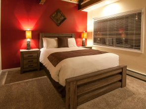 North Lake Lodges & Villas