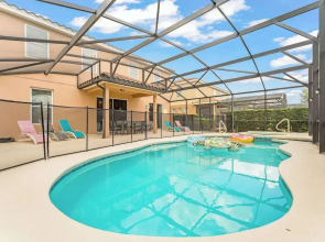 Solterra Bliss - Resort Stay for 13 w/ Pool, Hot Tub & Game Room
