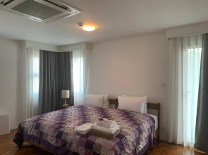 Hotel Baanrincome