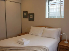 Bondi Beach Apartment - Wifi and Netflix