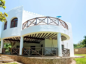 Villa Pundamilia, Private Pool, Free Wifi, Secure