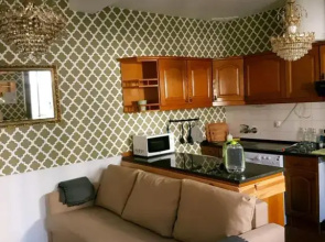 Cozy Sintra Townhouse