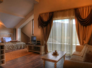 Hotel Iva & Elena