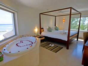 Sandos Caracol Nature Resort & Water Park All Inclusive