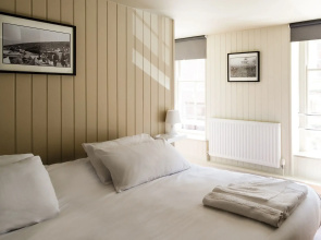 The Wheatsheaf Hotel