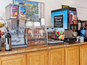 Hollywood Vermont Sunset Travelodge