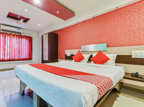 OYO Flagship 35803 Sachin Regency