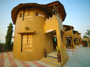 Hotel Natraj & Resort