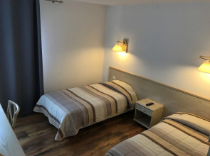 Hotel Omega