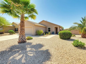 Backyard Oasis: Updated San Tan Valley Escape