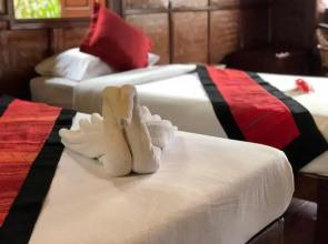 Mekong Riverside Lodge