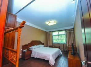 Junlin Manor
