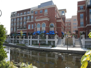 Hotel Indigo Naperville Riverwalk by IHG