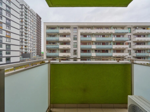 Floral Apartment Nyska by Renters
