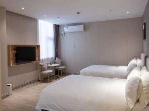 Shanghai JOYFUL YARD Hotel