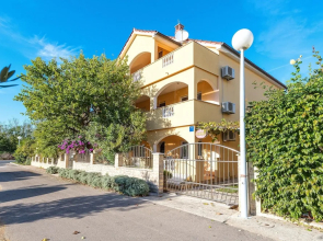 House With 7 Bedrooms in Sabunike, With Enclosed Garden and Wifi - 700