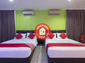 OYO 44072 Mines Cempaka Hotel
