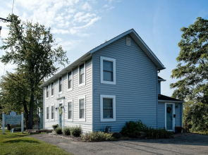 Bluethistle Bed & Breakfast