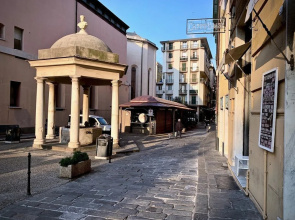 Comoda Centrale Casa Ravasco