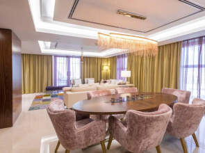 Crowne Plaza Muscat OCEC by IHG