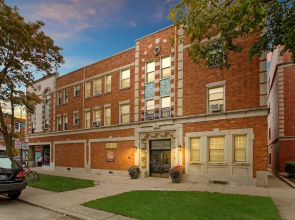 Lovely 1BR in Evanston -Elmwood 105