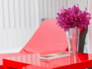 Matchbox Bangkok Hostel