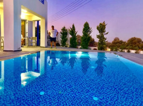 Sam29 3-bed Villa in Monolithos