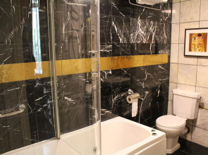 Opulence Boutique Hotel