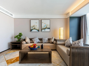 Rezen Hotel Aoyue