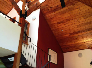 Peaceful - great views - Red House