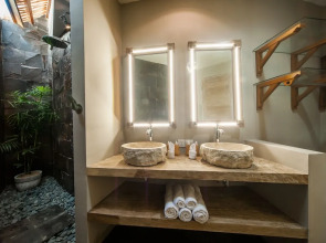 3BRLuxury Villas Merci Resort Seminyak 2