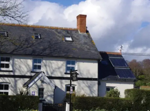 Holmebridge House