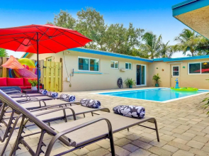 Stellar stay in wonderful 7bd villa Pool-Playground