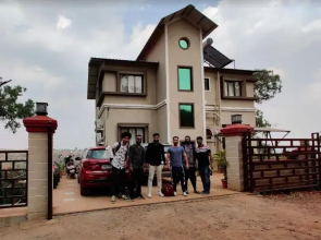 Gold Nest Valley View 3BHK (3DAYS MINI. STAY)