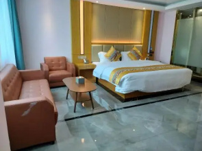 Wanzhihai Hotel (Anji Wanda Plaza Chuangye Road Subway Station)