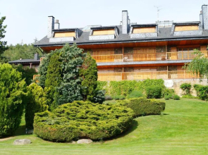 Llivia Ix
