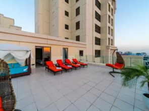 Dubai 5* Penthouse front sea 6 Bdr. private pool!