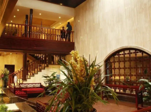 Lingxiu Impression Hotel (Emei Baoguoguo Temple)