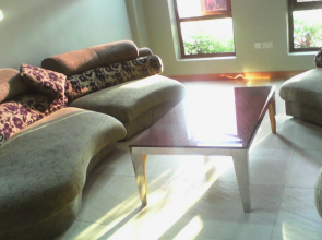 4Js Hotel And Tours