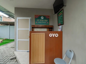 OYO 93526 Homely Syariah