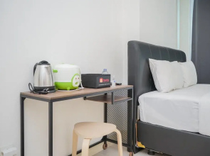 Cozy and Comfy Studio Tree Park Apartment