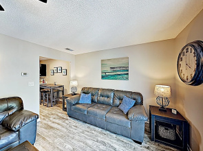 New Listing! Seawalk Condo W/ Pool, Near Beach Condo