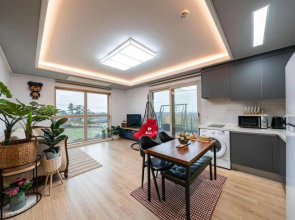 Jeju I Pension