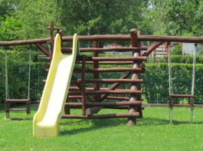 32 fös apartman