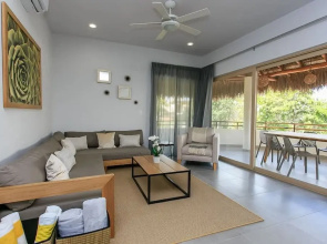 Aldea Zama Penthouse w Private Rooftop Jacuzzi