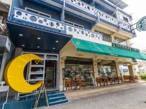 The Moon Hostel Hua Hin