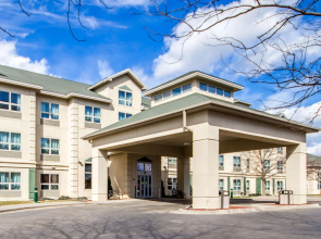 Comfort Suites Madison West - Middleton