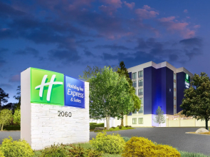 Holiday Inn Express & Suites Atlanta - Tucker Northlake by IHG