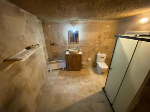 7 Oda Kapadokya Cave Hotel