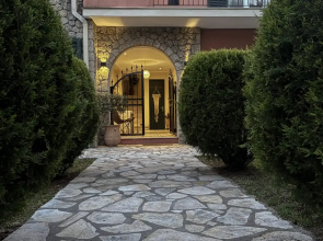Kaloudis Apartments & Studios